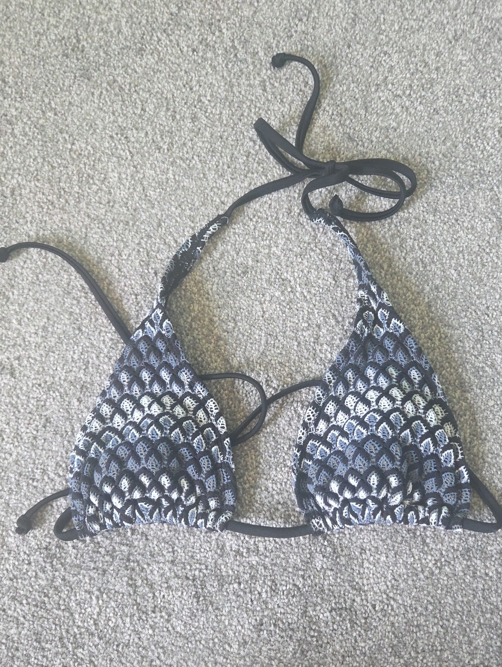 Old Navy Black and White Bikini Top